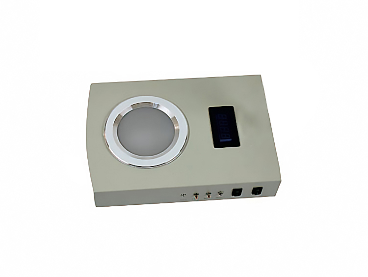 本儀器可減輕實(shí)驗(yàn)人員的勞動(dòng)強(qiáng)度，提高工效，提高工作質(zhì)量，廣泛用于食品、飲料、藥品、生物制品、化妝品、衛(wèi)生用品、飲用水、生活污水、工業(yè)廢水、臨床標(biāo)本中細(xì)菌數(shù)的檢驗(yàn)。是各級防疫站、環(huán)境監(jiān)測站、食品衛(wèi)生監(jiān)督檢驗(yàn)所、醫(yī)院、生物制品所、藥檢所、商檢局、食品廠、飲料廠、化妝品廠、日化廠及大專院校、科研單位實(shí)驗(yàn)室的常備儀器。